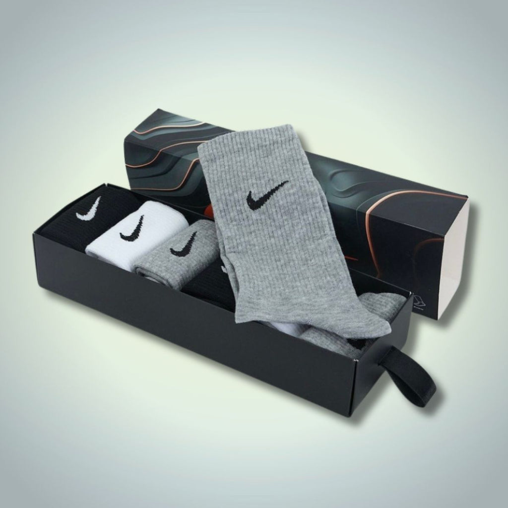 Nike set de 6 perechi de șosete lungi, 40-45. Negru, gri, alb. Calitate premium