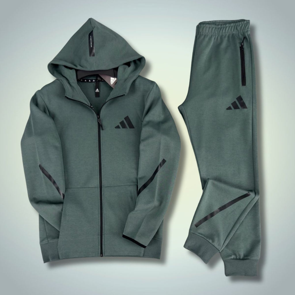 Trening Adidas pentru bărbați, 2025, verde salvie. Calitate premium