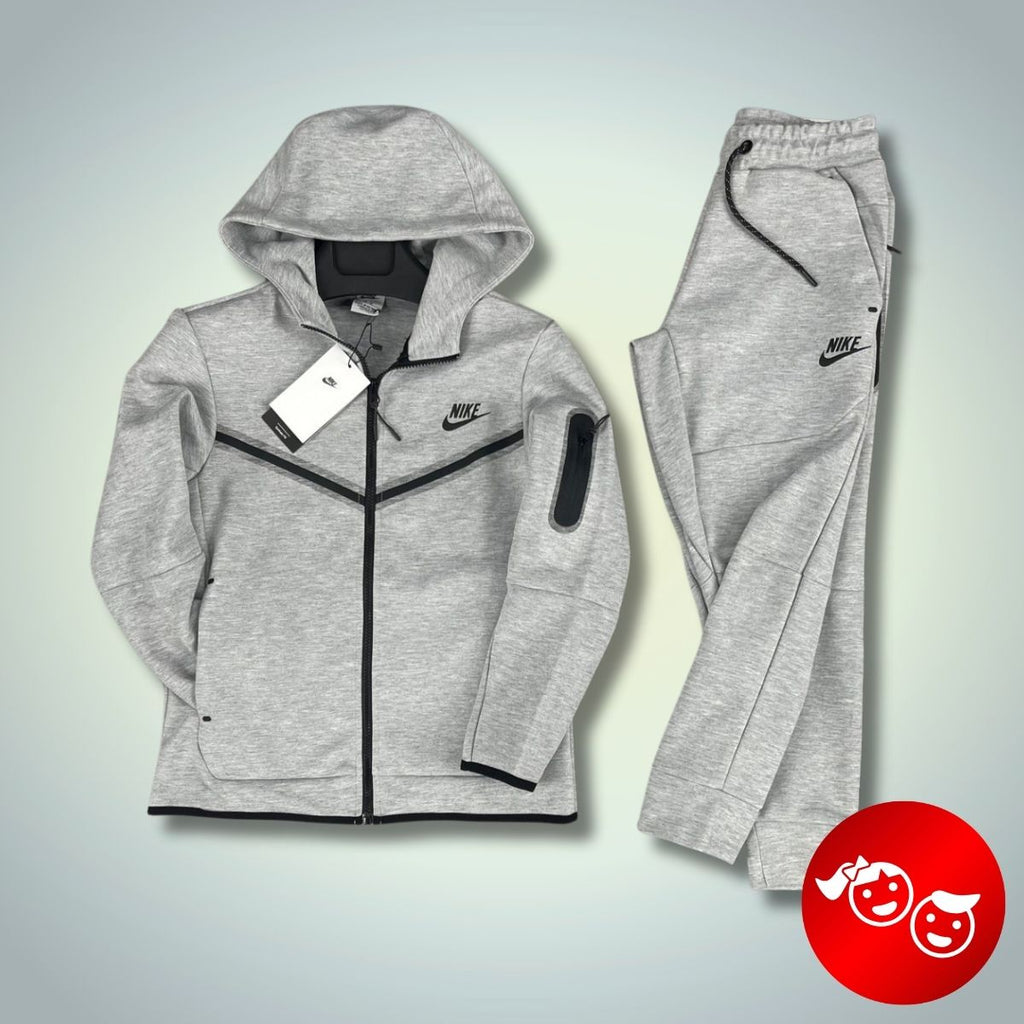 Trening Nike Tech Fleece pentru copii, gri clasic. Calitate premium