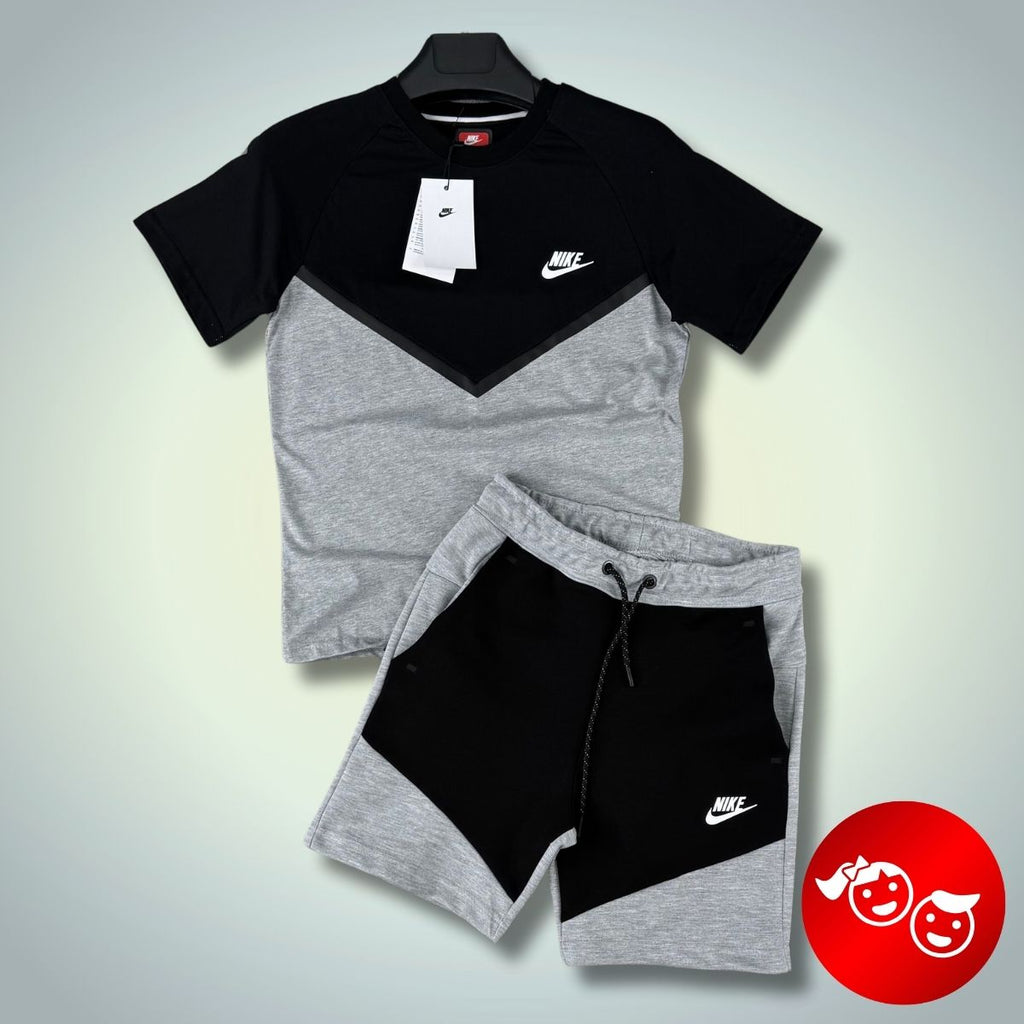 Set cu pantaloni scurți pentru copii Nike Tech Fleece, negru - gri clasic. Calitate premium