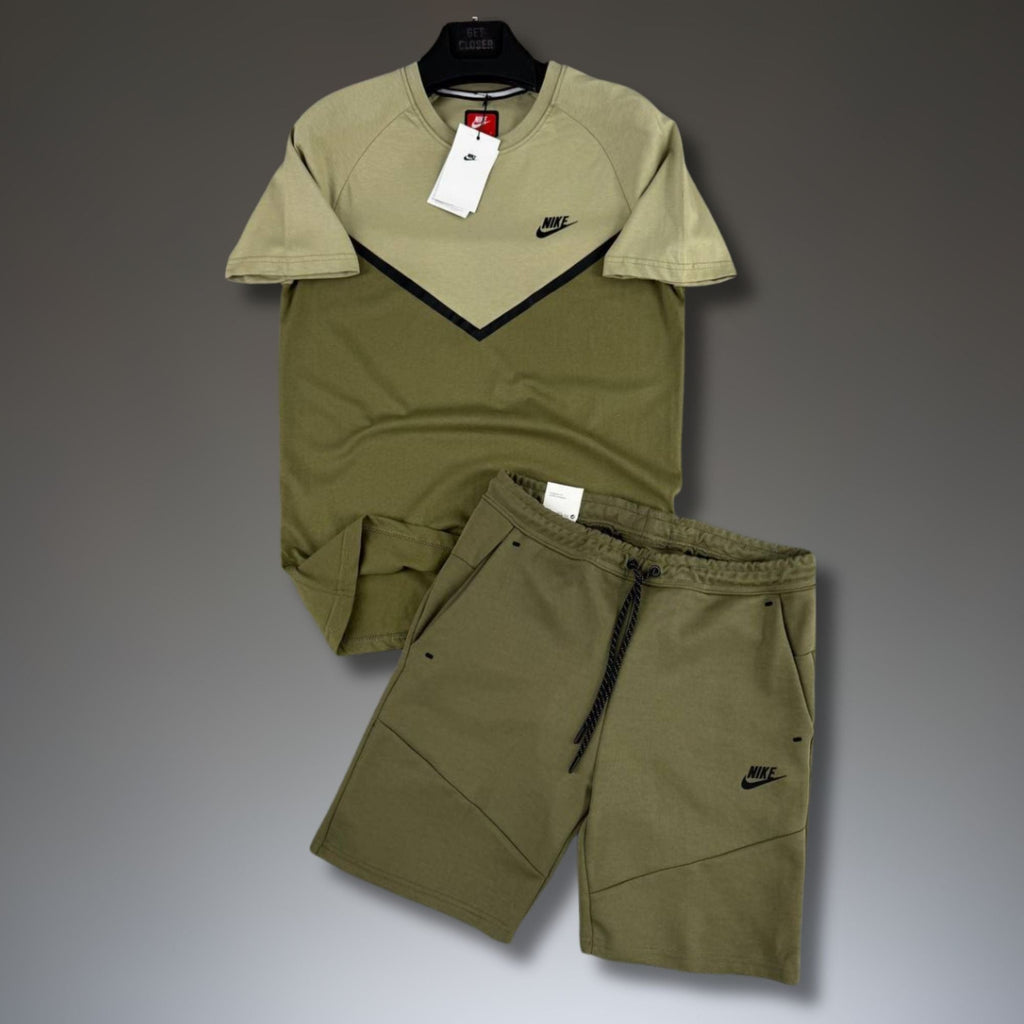 Nike Tech Fleece set sport scurt pentru bărbați, verde deschis-verde măsliniu. Premium calitate