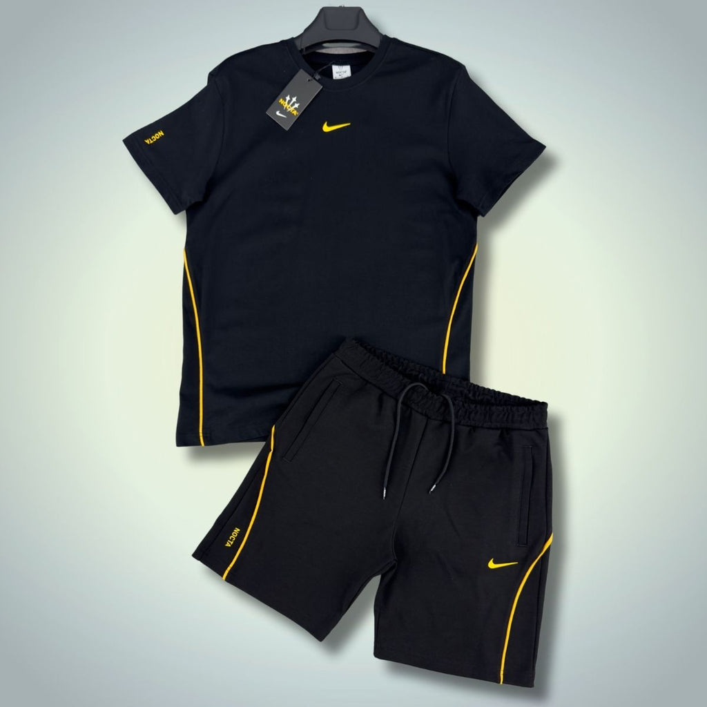 Set cu pantaloni scurți pentru bărbați Nike Nocta, negru - galben. Calitate premium