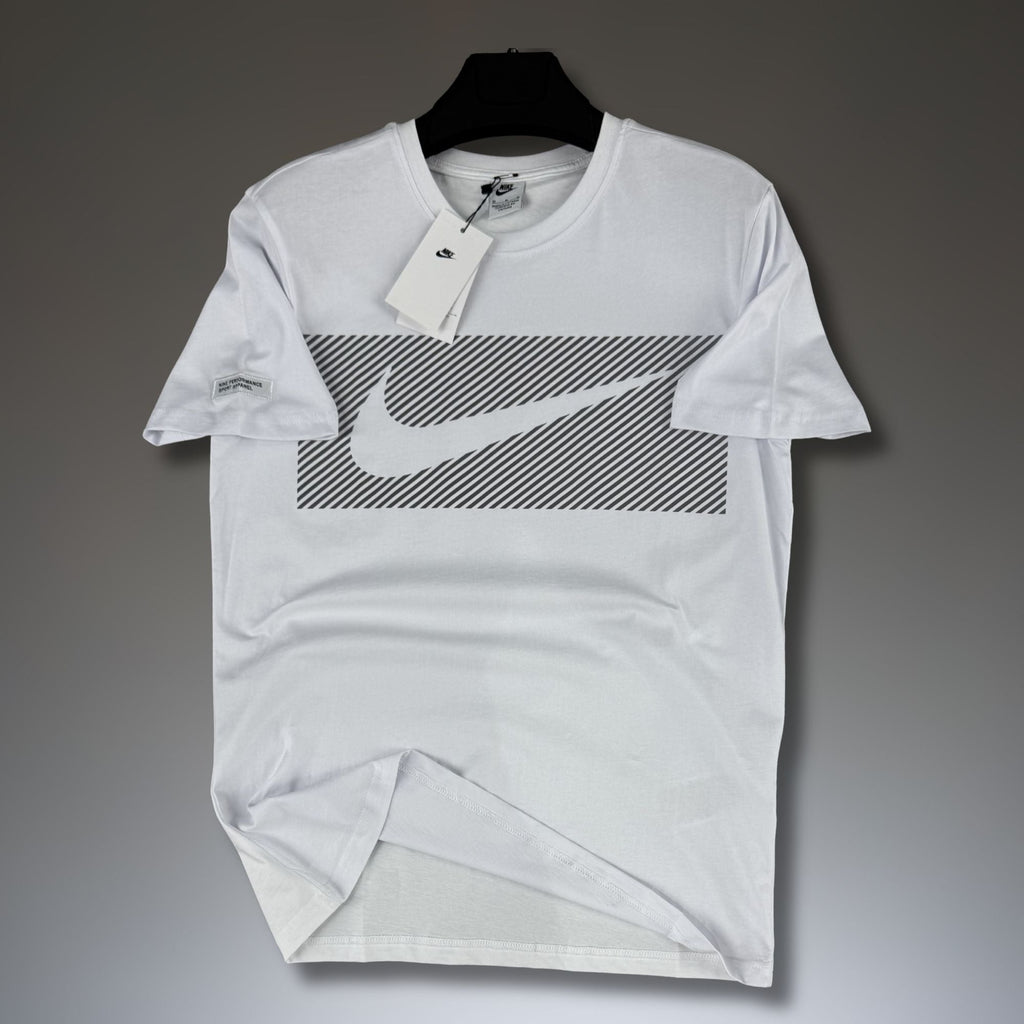 Tricou bărbați alb Nike Performance. Calitate Premium