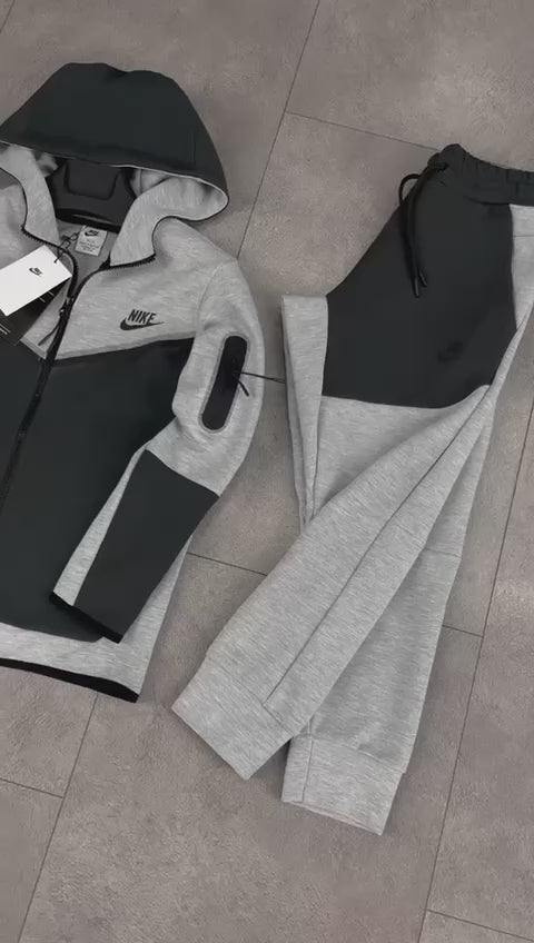 Trening Nike Tech Fleece pentru copii, grafit-gri. Calitate premium